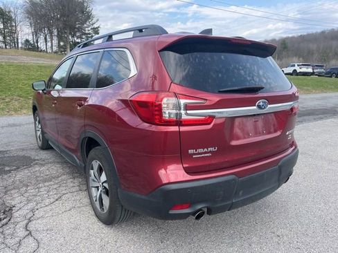 Used 2023 Subaru Ascent Premium w/ Convenience Package image 8