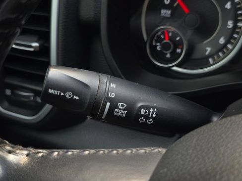Used 2020 RAM 1500 Big Horn AWD/4WD image 30