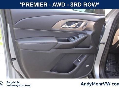 Used 2023 Chevrolet Traverse Premier w/ Redline Edition AWD/4WD image 19