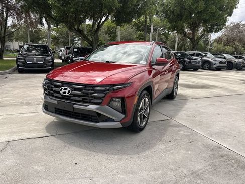 Used 2025 Hyundai Tucson SEL FWD image 20