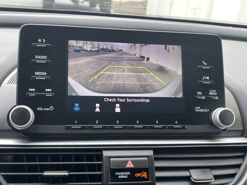 Certified 2018 Honda Accord LX image 14