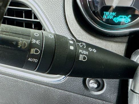 Used 2013 Chrysler 200 Limited w/ Sun/Sound Group image 13