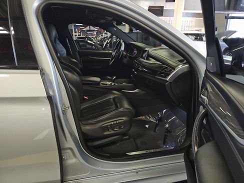 Used 2019 BMW X6 M AWD/4WD image 10