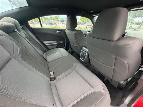 Used 2021 Dodge Charger SXT RWD image 17