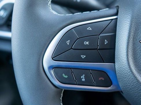 New 2026 Chrysler Pacifica Select image 20