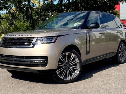 New 2025 Land Rover Range Rover Long Wheelbase SE