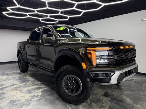 Used 2025 Ford F150 Raptor AWD/4WD image 6
