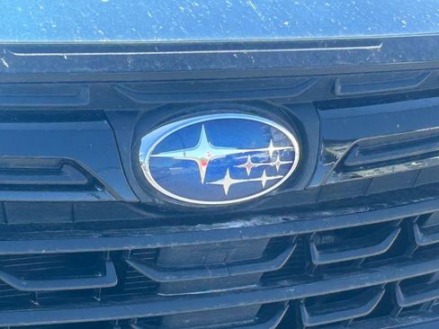 Used 2023 Subaru Forester Premium AWD/4WD image 11