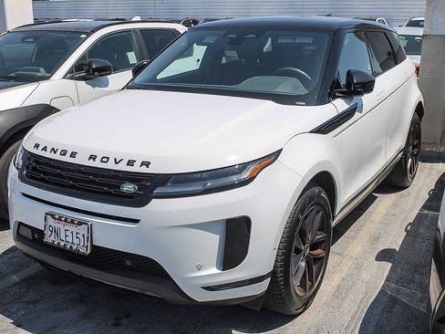 Used 2024 Land Rover Range Rover Evoque S AWD/4WD image 5