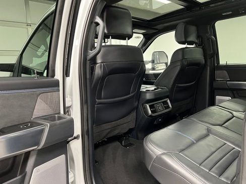 Used 2025 Ford F350 Platinum w/ Tremor Off-Road Package AWD/4WD image 45