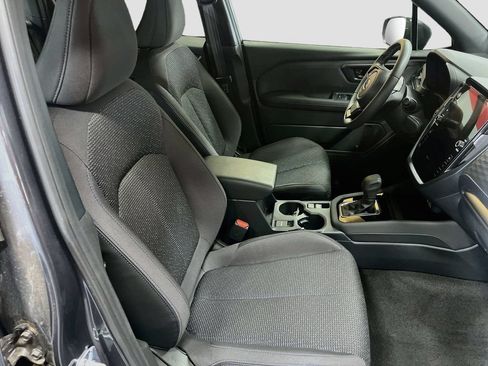 Used 2025 Subaru Forester Premium AWD/4WD image 27