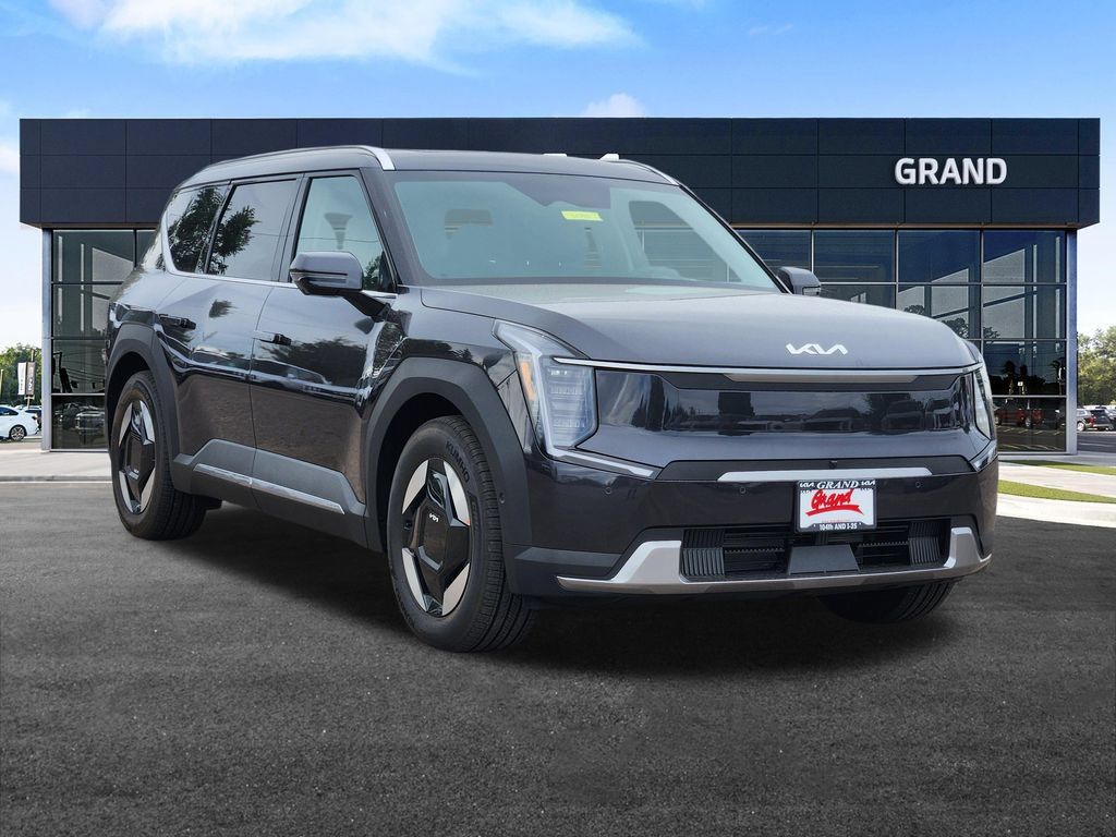 New 2026 Kia EV9 Wind AWD/4WD image 2