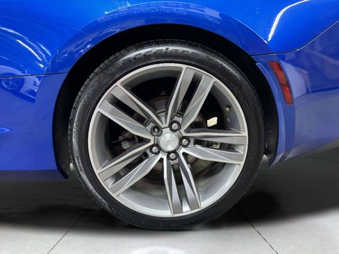 Used 2017 Chevrolet Camaro LT RWD image 53