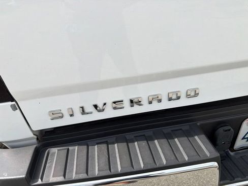 Used 2016 Chevrolet Silverado 2500 LT w/ LT Convenience Package AWD/4WD image 31