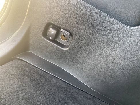 Used 2022 Ford Edge SEL w/ Convenience Package image 12