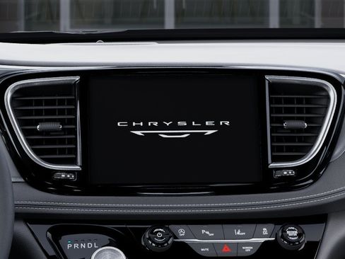 New 2027 Chrysler Pacifica Select AWD/4WD image 18