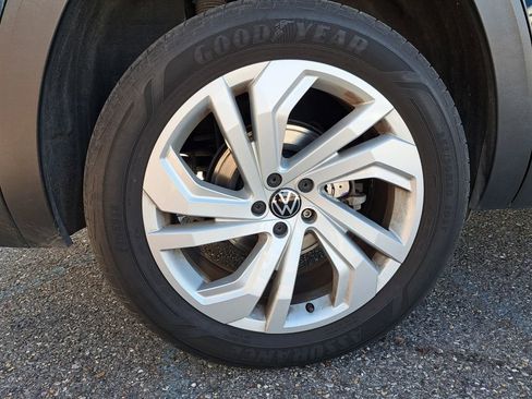 Used 2022 Volkswagen Atlas SE image 30