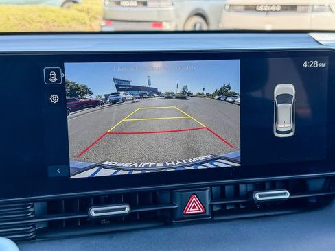 Certified 2025 Hyundai Ioniq 5 SE RWD image 26