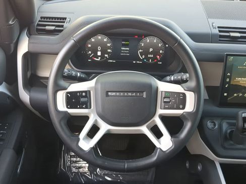 Used 2025 Land Rover Defender 110 S AWD/4WD image 24