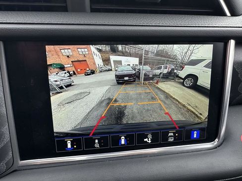 Used 2024 GMC Yukon Denali image 24