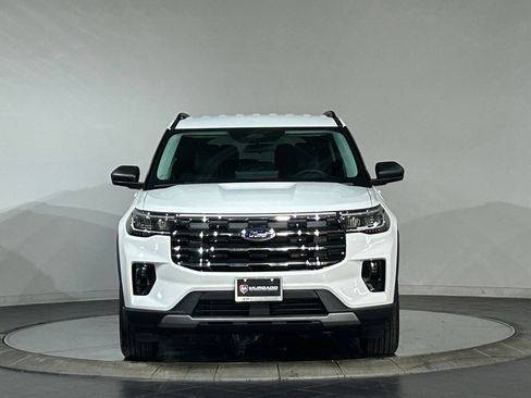 New 2026 Ford Explorer Active w/ Active Comfort Package AWD/4WD image 3