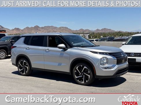 Used 2022 Mitsubishi Outlander ES FWD image 1