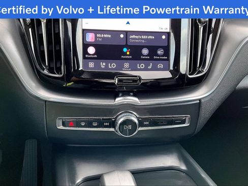 Used 2025 Volvo XC60 B5 Core image 41