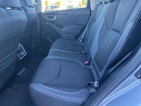 Used 2021 Subaru Forester Premium image 11