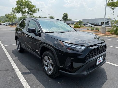 Certified 2025 Toyota RAV4 XLE AWD/4WD image 7