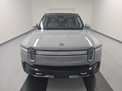 Used 2023 Rivian R1S Adventure AWD/4WD image 8