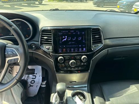 Used 2019 Jeep Grand Cherokee Limited AWD/4WD image 21