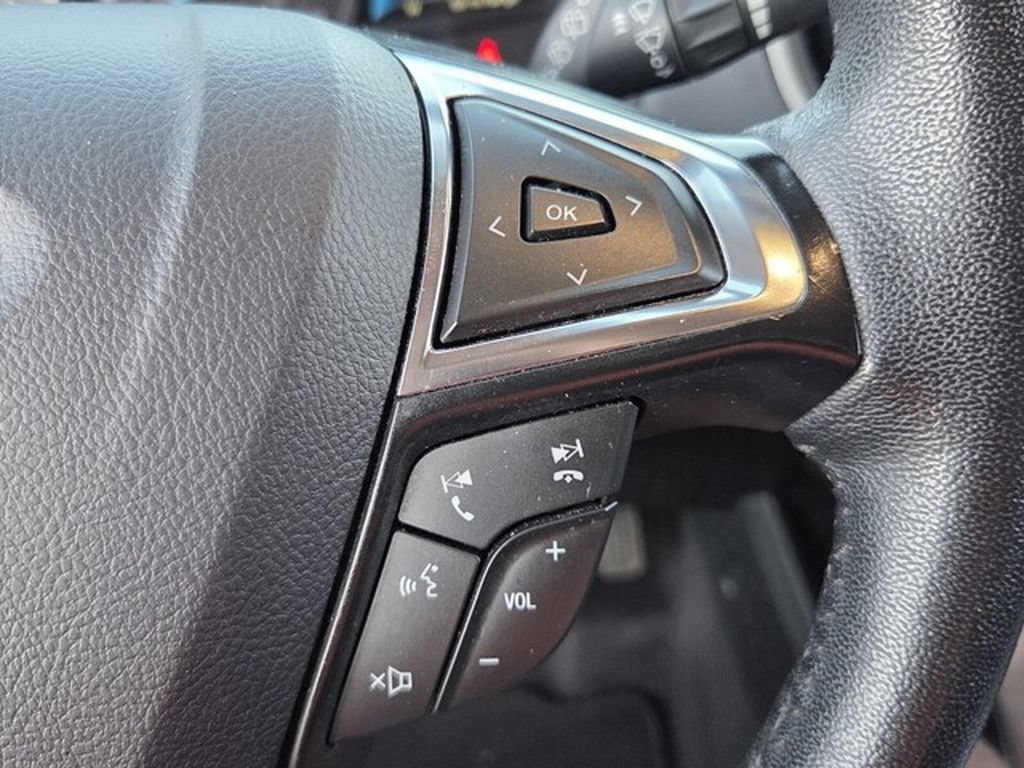 Used 2024 Ford Edge SEL AWD/4WD image 25