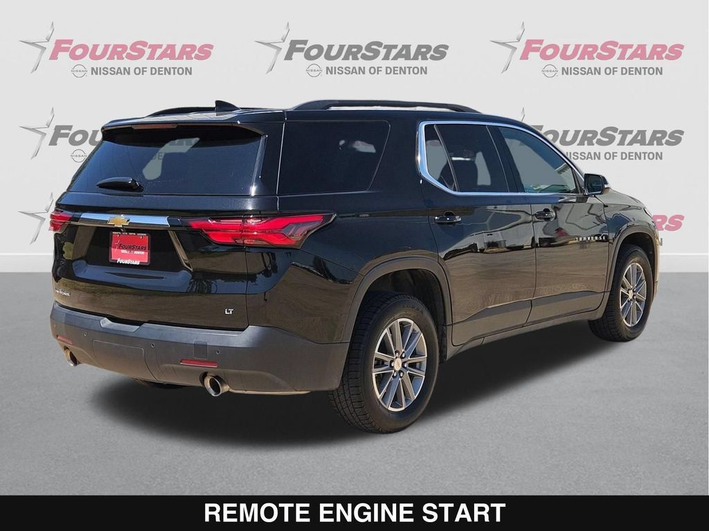 Used 2022 Chevrolet Traverse LT FWD image 4