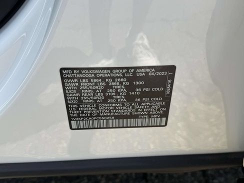 Used 2023 Volkswagen Atlas SE w/ Panoramic Sunroof Package AWD/4WD image 34