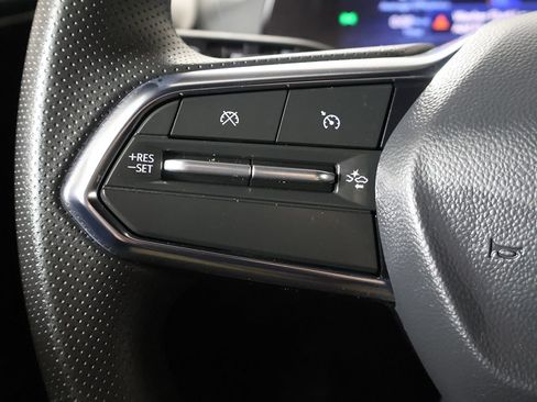 Used 2025 Chevrolet Blazer EV LT FWD image 36