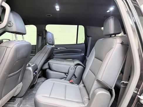 Used 2026 Chevrolet Traverse Z71 w/ Driver Confidence Package AWD/4WD image 22