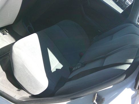 Used 2000 Ford Focus SE image 7