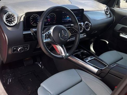 Used 2026 Mercedes-Benz GLA 250 image 10