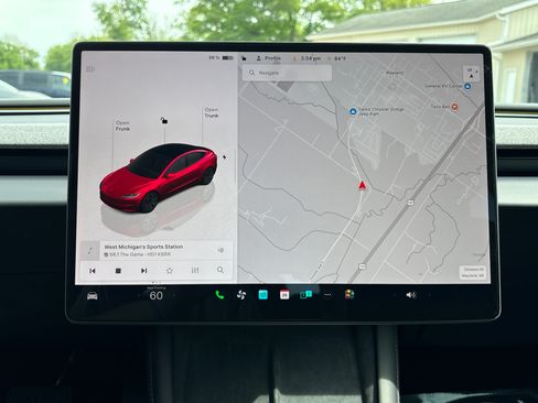 Used 2025 Tesla Model 3 Long Range AWD/4WD image 4