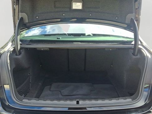 Certified 2023 BMW 330i xDrive Sedan w/ Convenience Package image 29