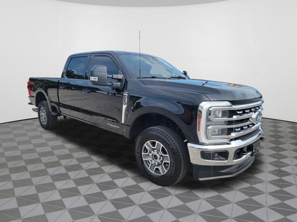 Used 2024 Ford F250 Lariat AWD/4WD image 4