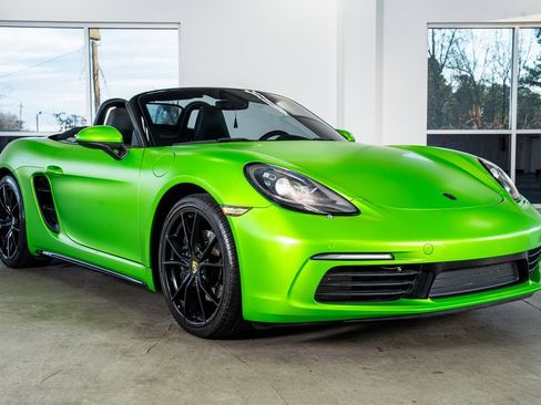 Used 2017 Porsche 718 Boxster S image 4