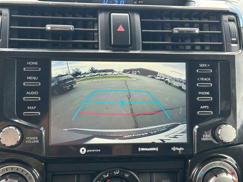 Used 2021 Toyota 4Runner TRD Off-Road AWD/4WD image 22