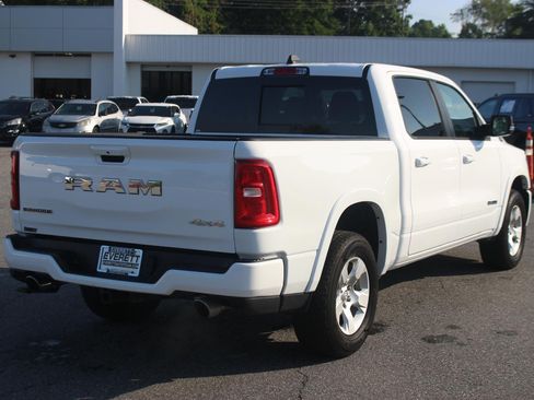 Used 2025 RAM 1500 Big Horn AWD/4WD image 7