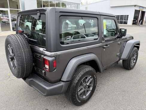 Certified 2026 Jeep Wrangler Sport AWD/4WD image 5