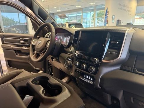 Used 2025 RAM 1500 Big Horn AWD/4WD image 28