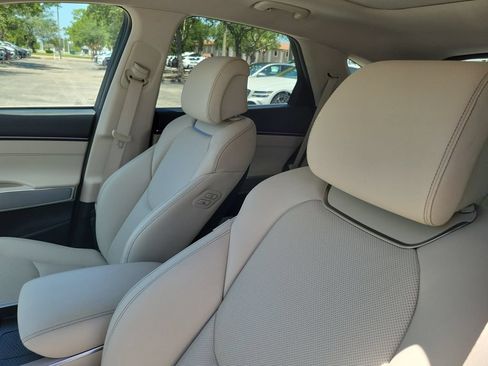 New 2026 Genesis GV70 2.5T Select AWD/4WD image 5