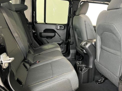 New 2026 Jeep Gladiator Sport image 11