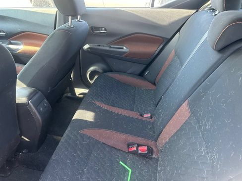Used 2022 Nissan Kicks SR FWD image 9