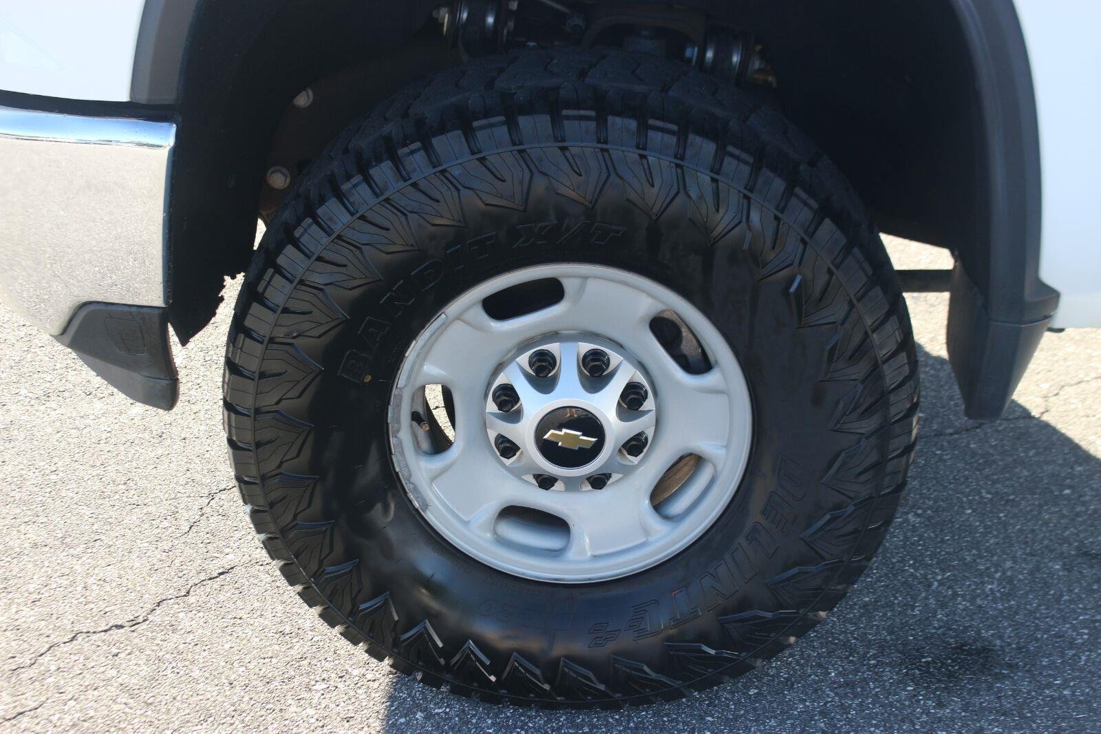 Used 2025 Chevrolet Silverado 2500 W/T w/ WT Convenience Package RWD image 37